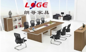 定制板式辦公家具時(shí)需考慮哪些因素？