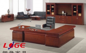 為實(shí)木辦公家具打蠟保養(yǎng)時(shí)需注意哪些要點(diǎn)？